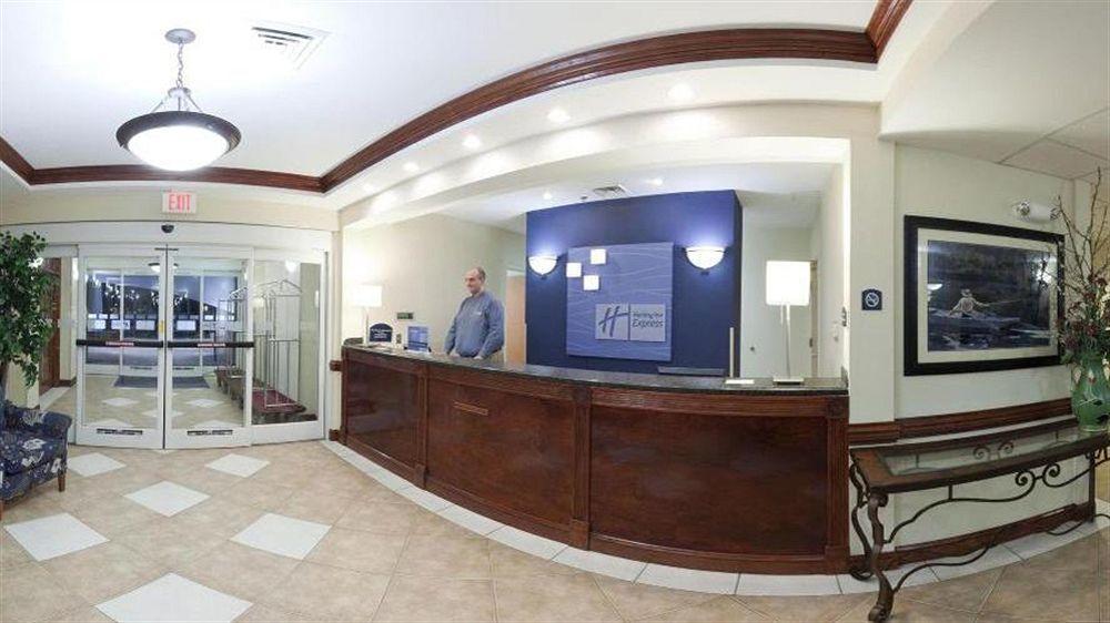 Holiday Inn Express Hotel & Suites Cherokee-Casino By Ihg Bagian luar foto