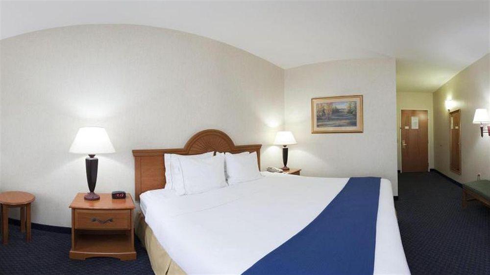 Holiday Inn Express Hotel & Suites Cherokee-Casino By Ihg Bagian luar foto