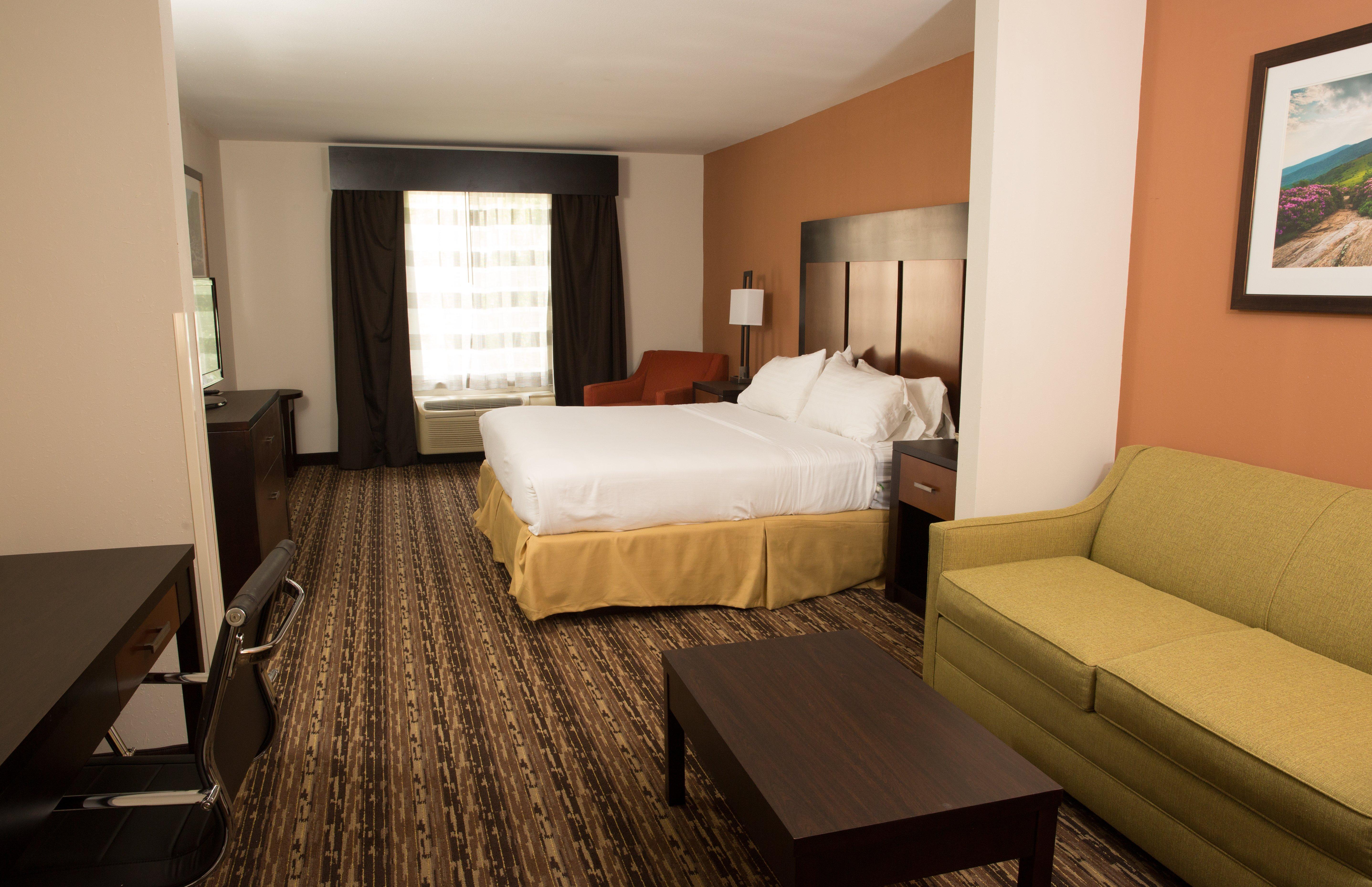 Holiday Inn Express Hotel & Suites Cherokee-Casino By Ihg Bagian luar foto