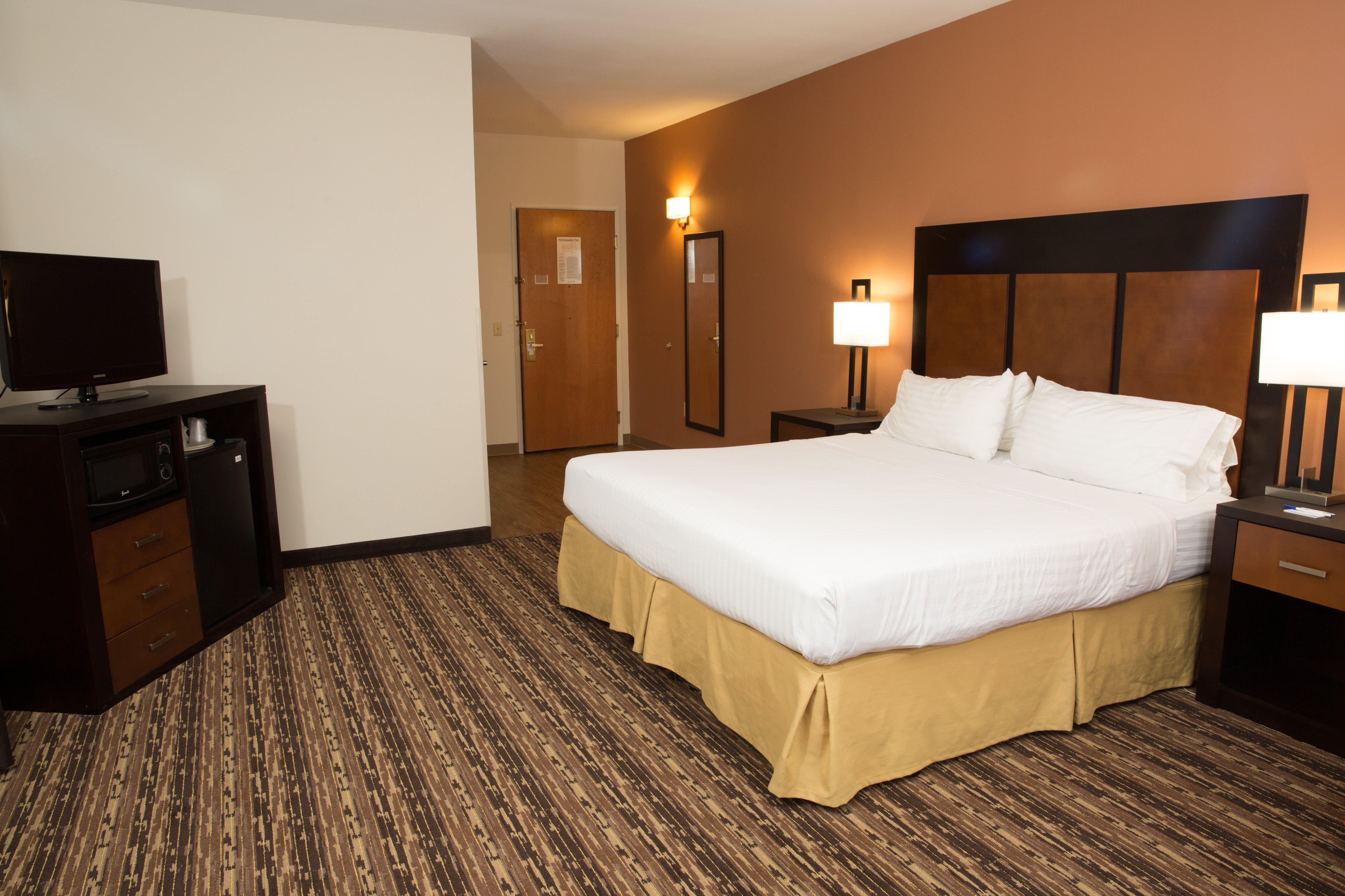 Holiday Inn Express Hotel & Suites Cherokee-Casino By Ihg Bagian luar foto