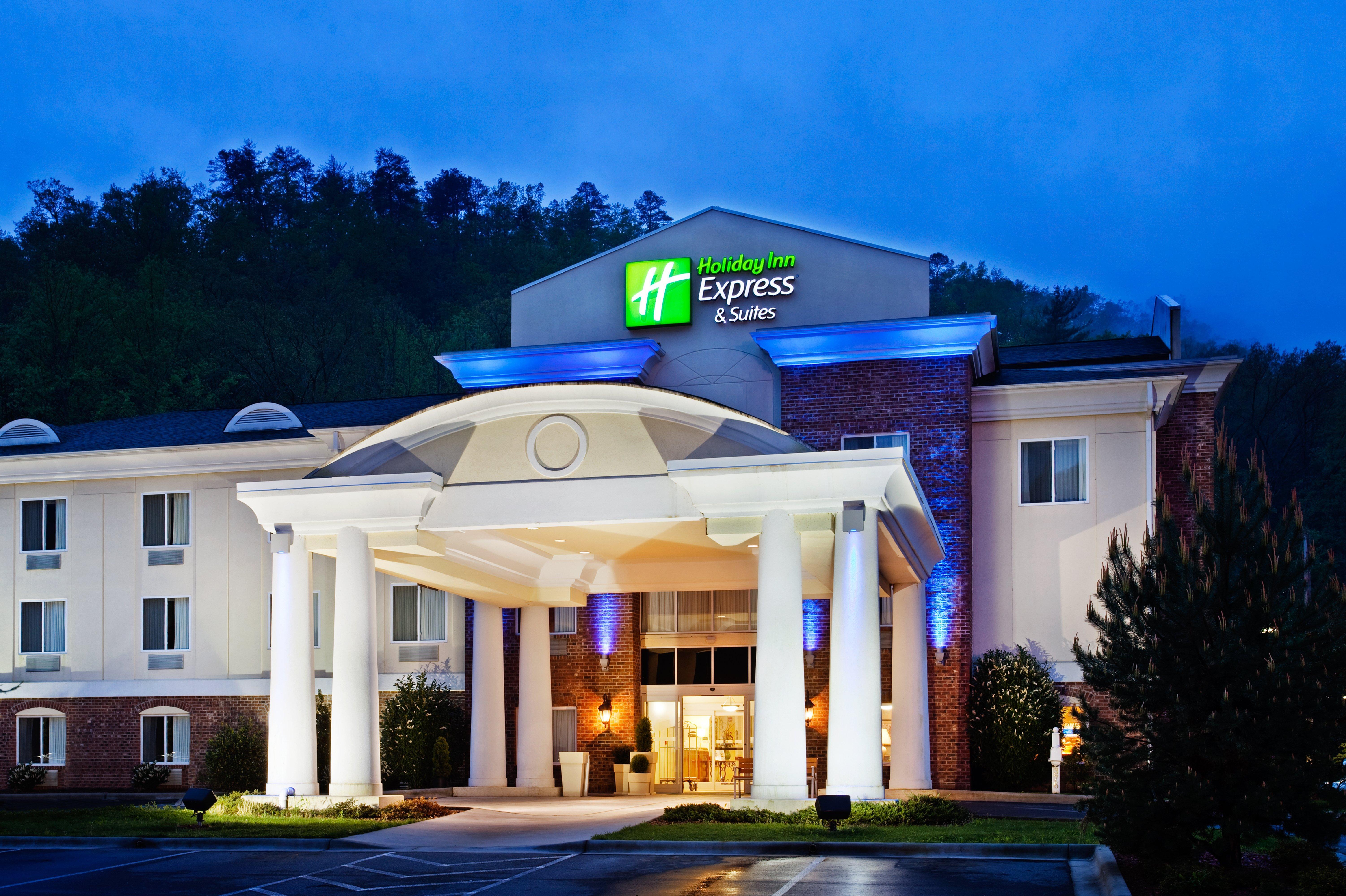 Holiday Inn Express Hotel & Suites Cherokee-Casino By Ihg Bagian luar foto