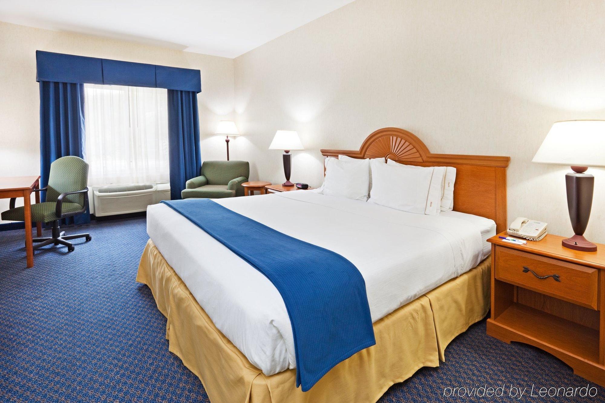 Holiday Inn Express Hotel & Suites Cherokee-Casino By Ihg Bagian luar foto