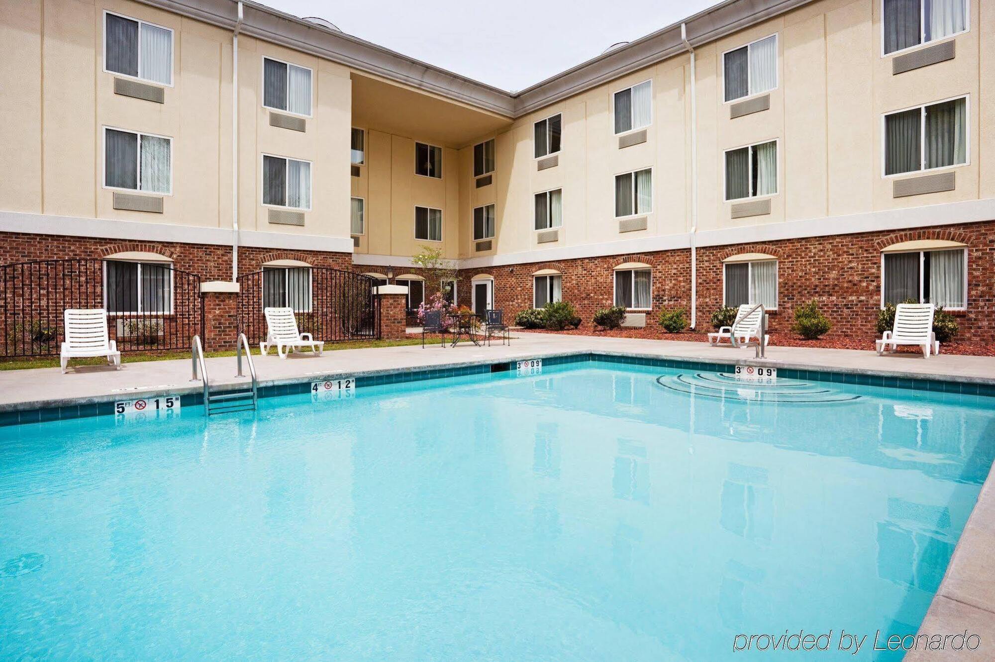 Holiday Inn Express Hotel & Suites Cherokee-Casino By Ihg Bagian luar foto